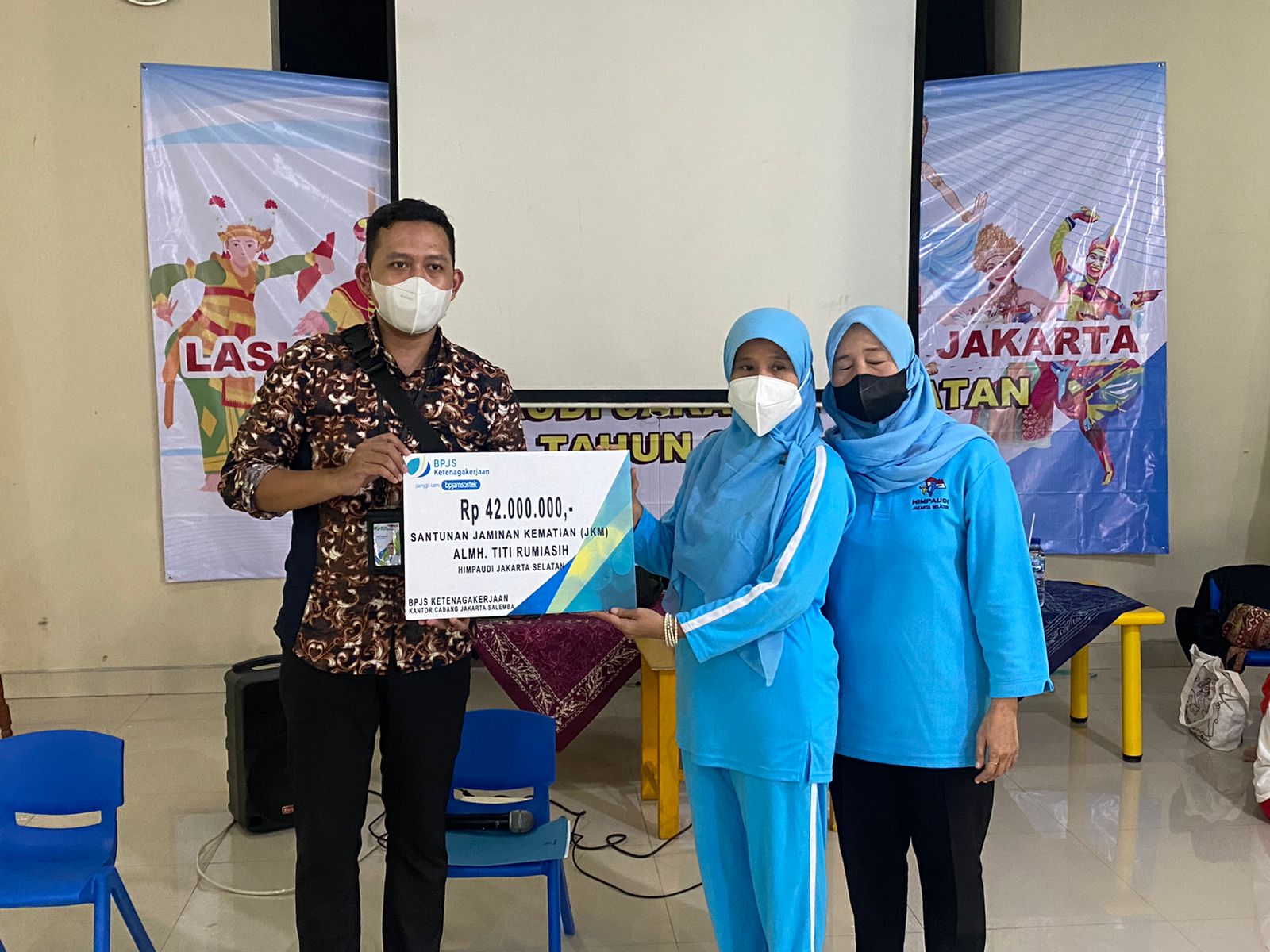 Ahli Waris Guru PAUD di Pasar Minggu Dapat Santunan dari BPJAMSOSTEK