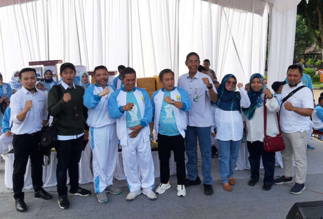 May Day 2023, BPJS Ketenagakerjaan Cabang Serang Raya Ikuti Kegiatan Jalan Sehat