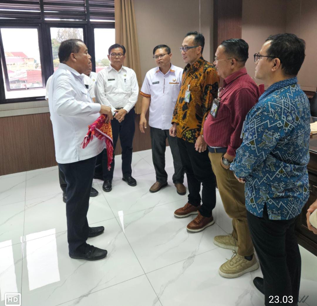 Kakanwil BPJS Ketenagakerjaan Sumbagut dan Bupati Karo Galang Sinergi Peningkatan UCJ