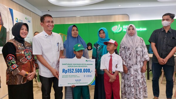 197.893 Warga Bojonegoro Terdaftar BPJS Ketenagakerjaan, Banyak Kebermanfaatan hingga Masa Depan Pendidikan Anak