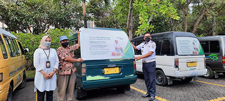 Stiker Branding BPJAMSOSTEK Bertebaran di Angkutan Umum Bangkalan