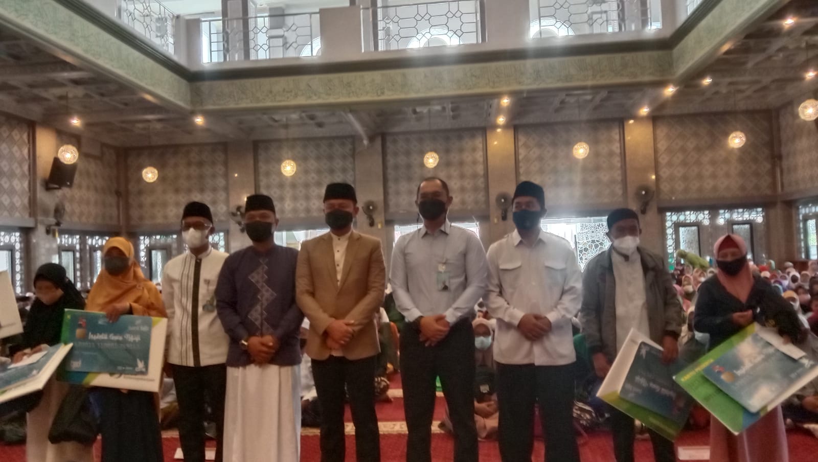 Pemkot Bogor Serahkan Kartu Kepesertaan Kepada 600 Guru Ngaji Program BPJS Ketenagakerjaan