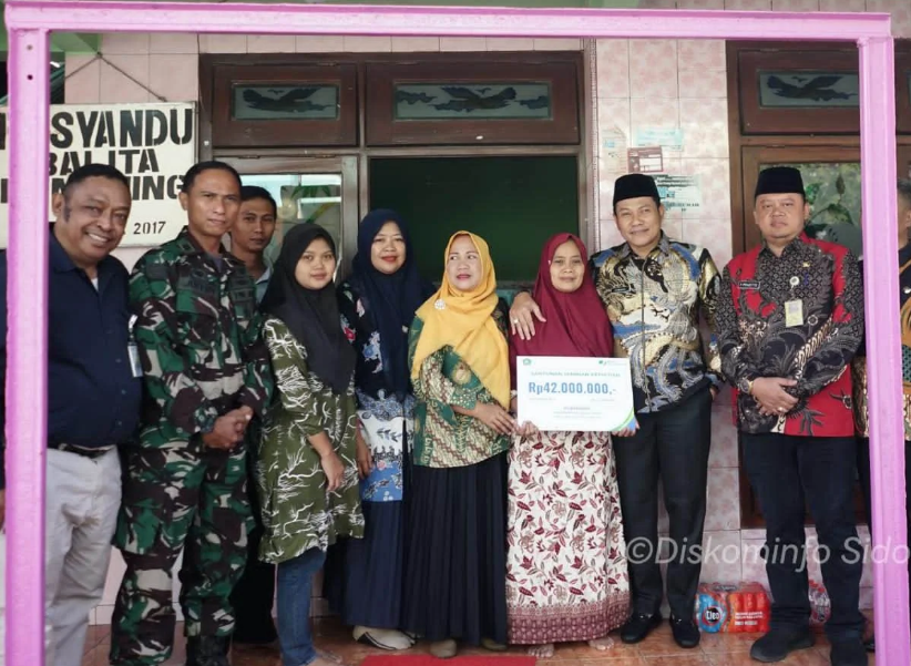 Plt. Bupati Subandi Serahkan Santunan JKM sekaligus Beasiswa Pendidikan Senilai Rp. 127.500.000