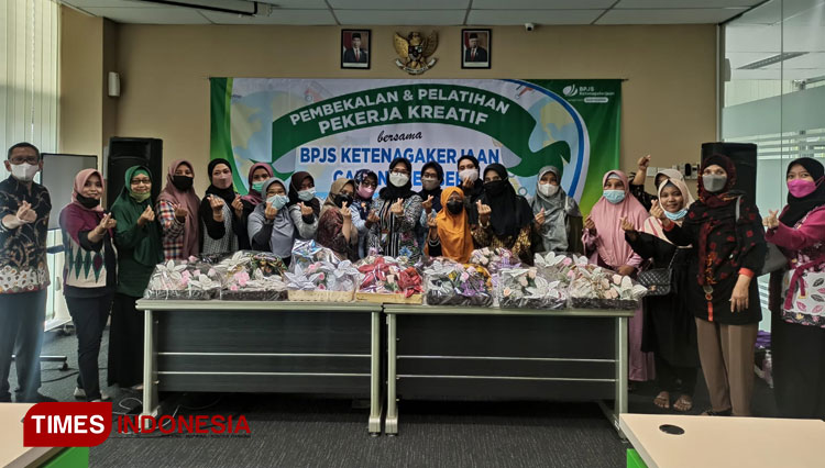BPJAMSOSTEK Cabang Jember Berdayakan Ahli Waris dengan Mengadakan Pelatihan Pekerja Kreatif