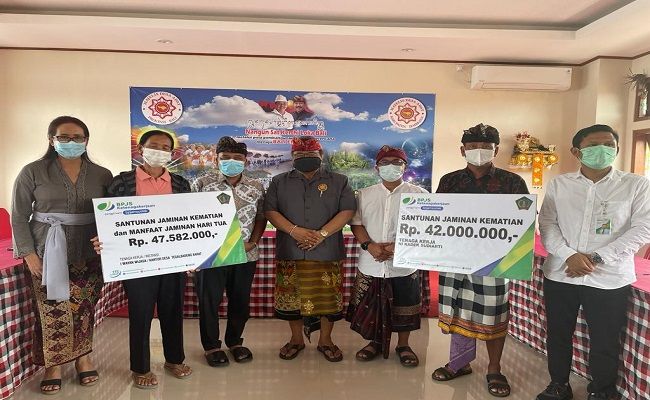 BPJAMSOSTEK dan MDA Jembrana Beri Santunan Kematian Rp 42 Juta