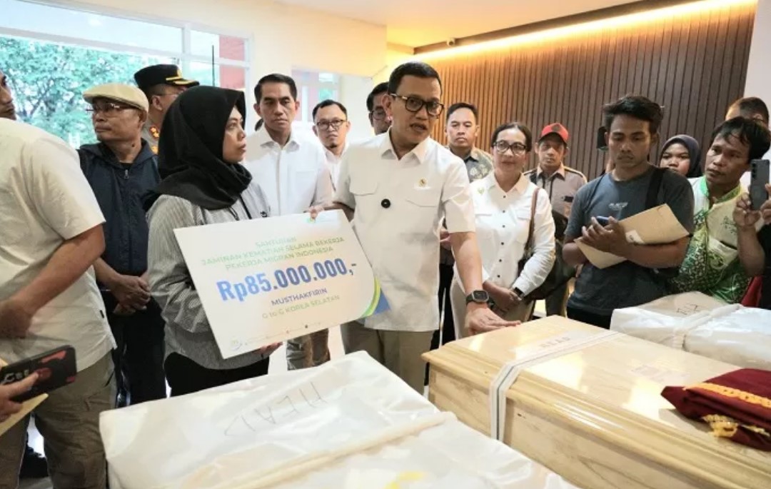 BPJS Ketenagakerjaan Serahkan Santunan Kematian kepada Keluarga PMI Musthakfirin