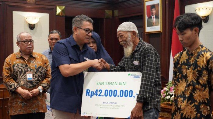 Sejumlah Petugas KPPS yang Meninggal Saat Bertugas Mendapat Santunan dari BPJS Ketenagakerjaan