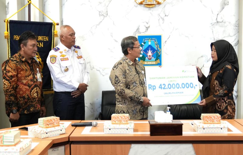 Jukir Wafat Saat Bekerja, Ahli Waris Terima Santunan BPJS Ketenagakerjaan
